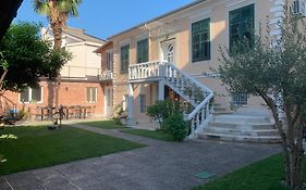 Vintage Villa